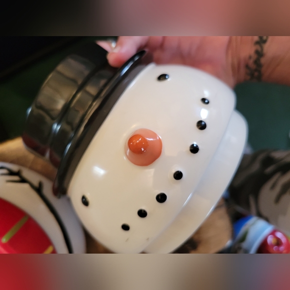 gently used ceramic St Nicolas square yuletide cookie jar - Picture 5 of 9